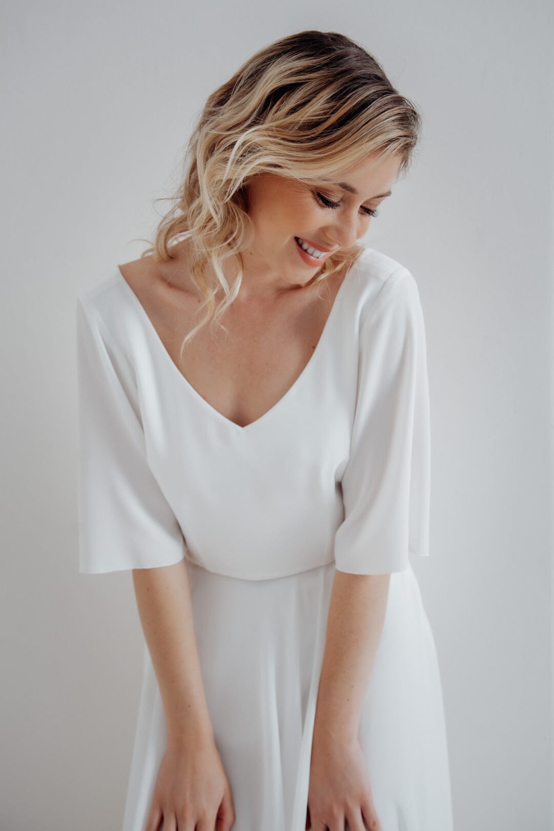 noni-selected-amelie-braut-top-ivory-v-ausschnitt-knopfleiste image 3