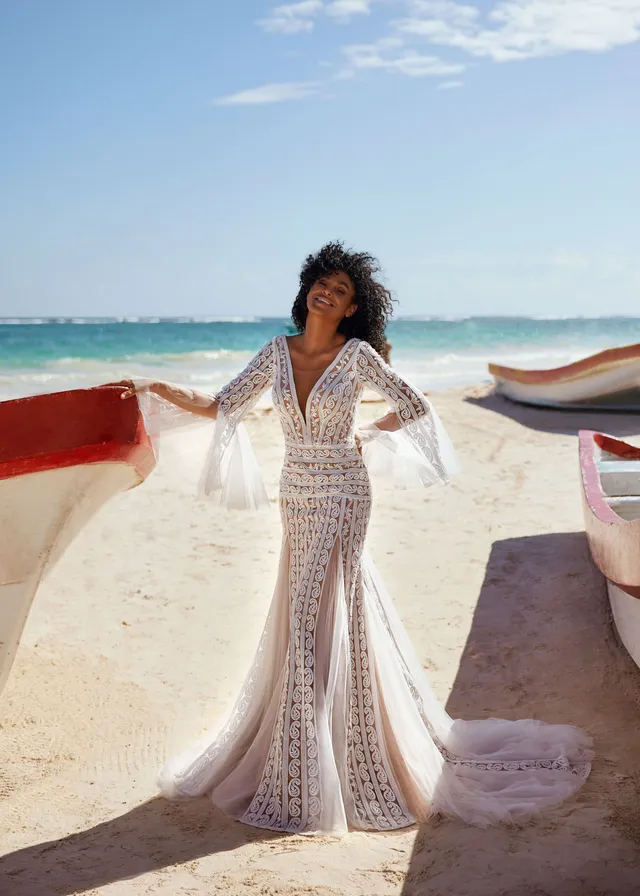 herve-paris-bridal-bona-brautkleid-mystical-collection image 1