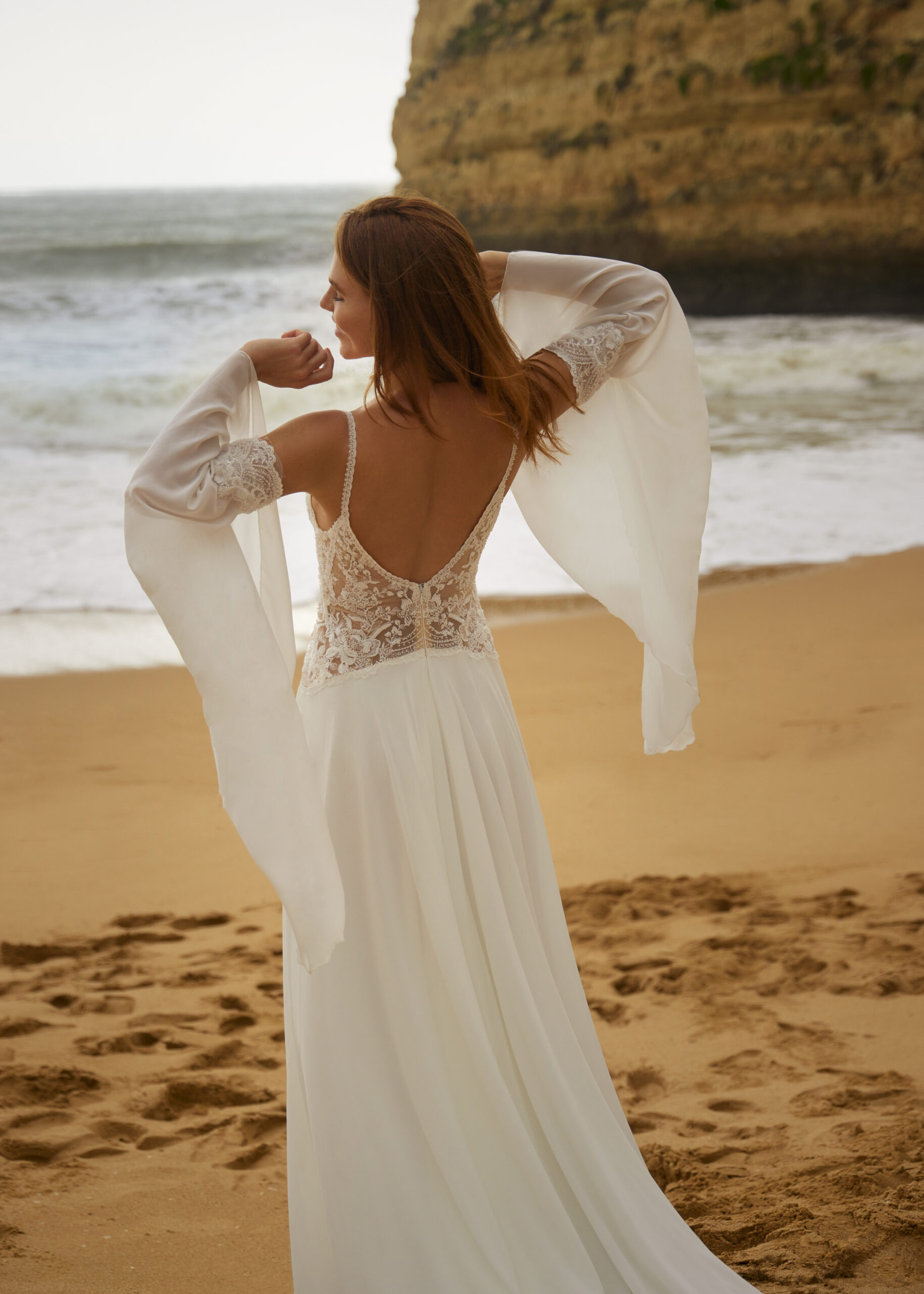 herve-paris-bridal-candice-brautkleid-cherish-love-collection image 4