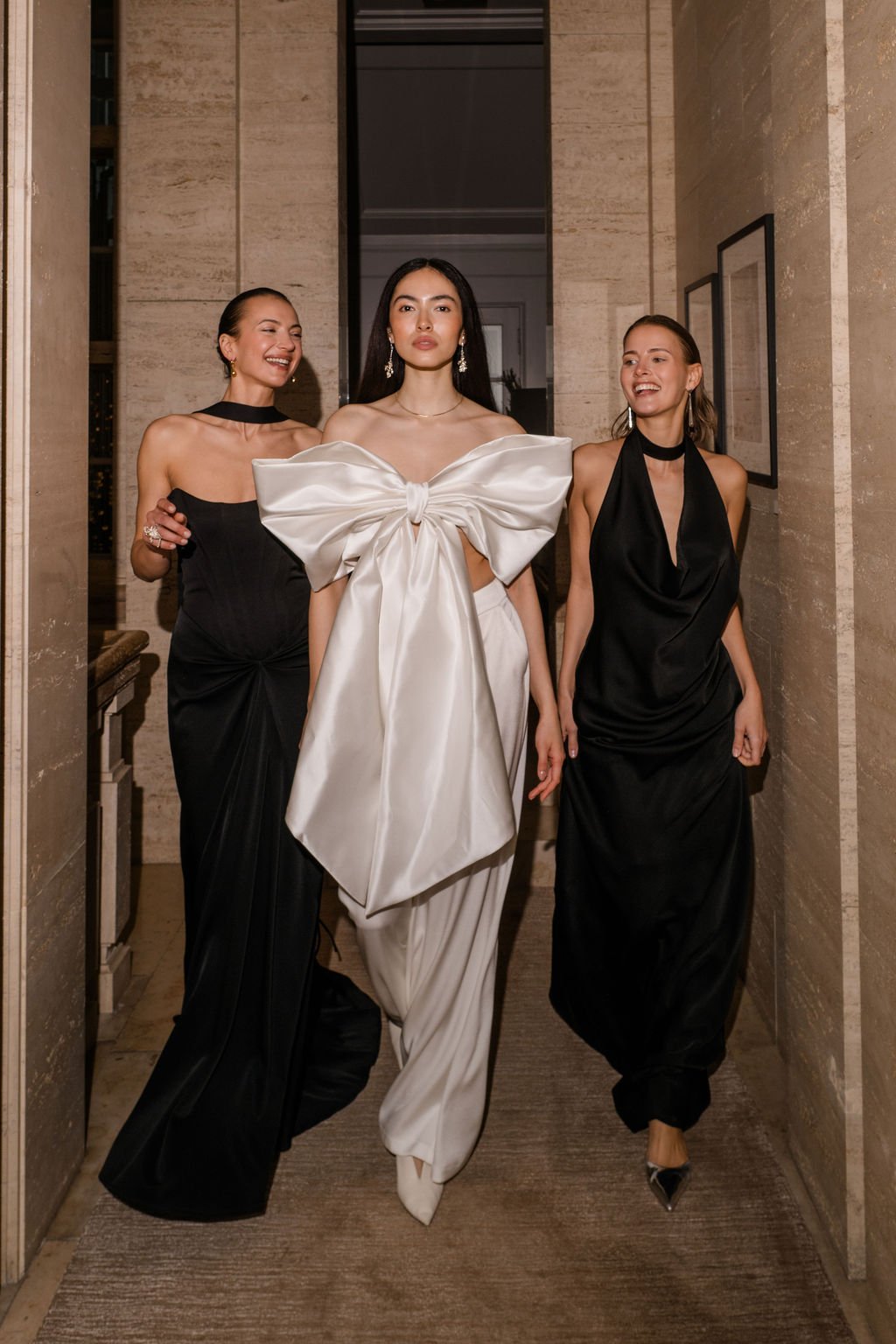 kaviar-gauche-chantelle-corsage-abendkleid-schwarz image 2