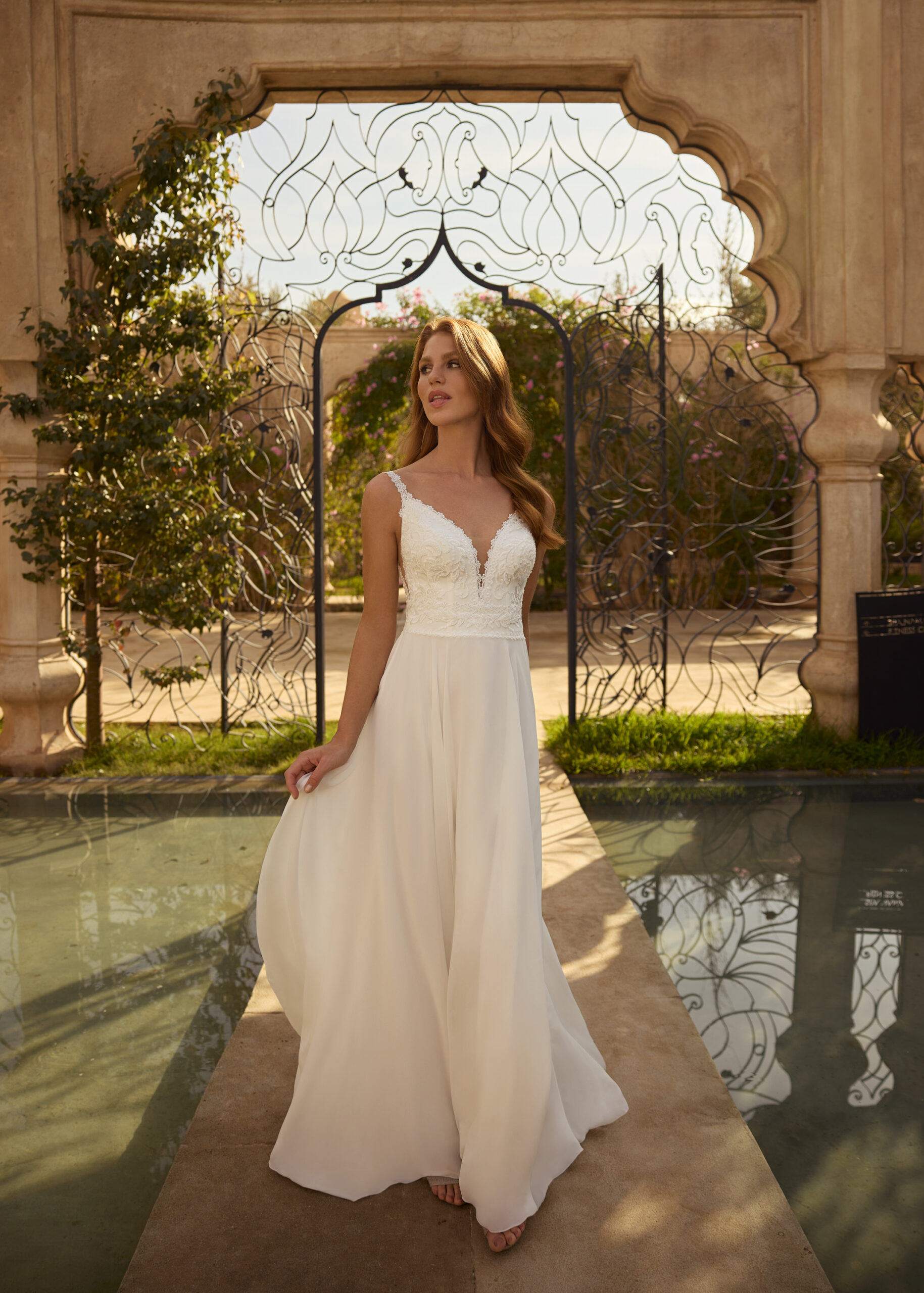 herve-paris-bridal-clara-brautkleid-cherish-love-collection image 3