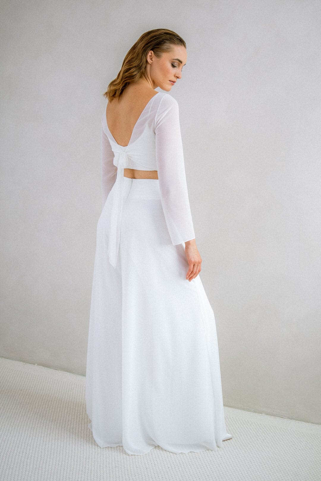 noni-beeke-r-ckenfreies-chiffon-braut-top image 6