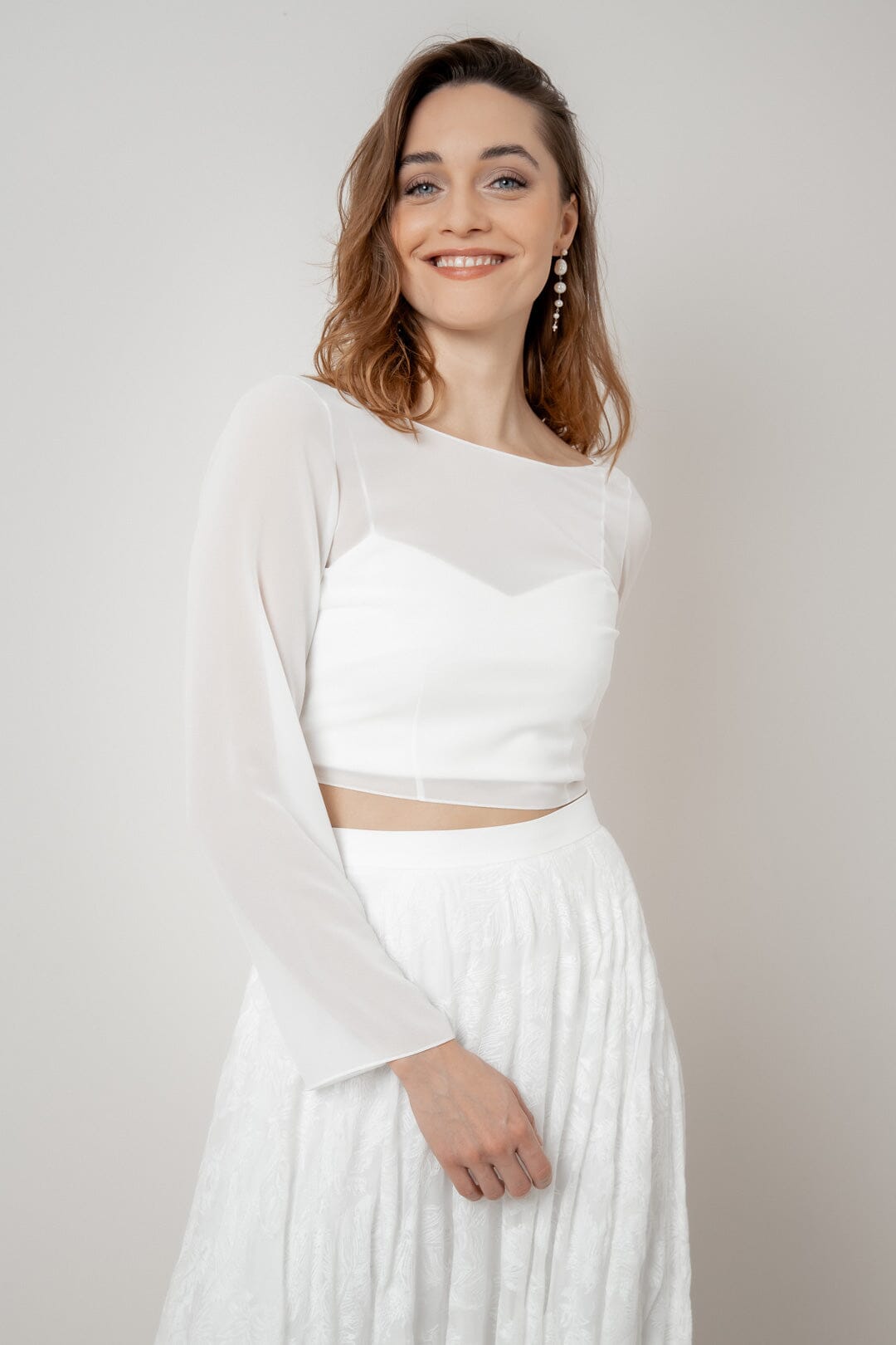 noni-beeke-r-ckenfreies-chiffon-braut-top image 1