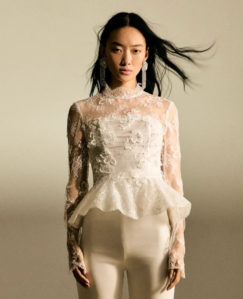 kaviar-gauche-rose-lace-longsleeve-braut-top-aus-franz-sischer-spitze image 1