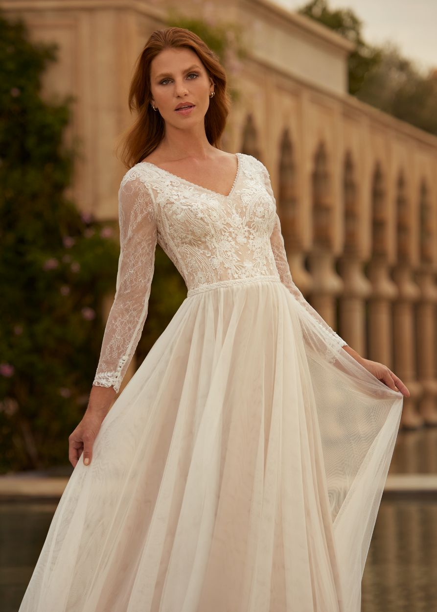 herve-paris-bridal-celia-brautkleid-cherish-love-collection image 3