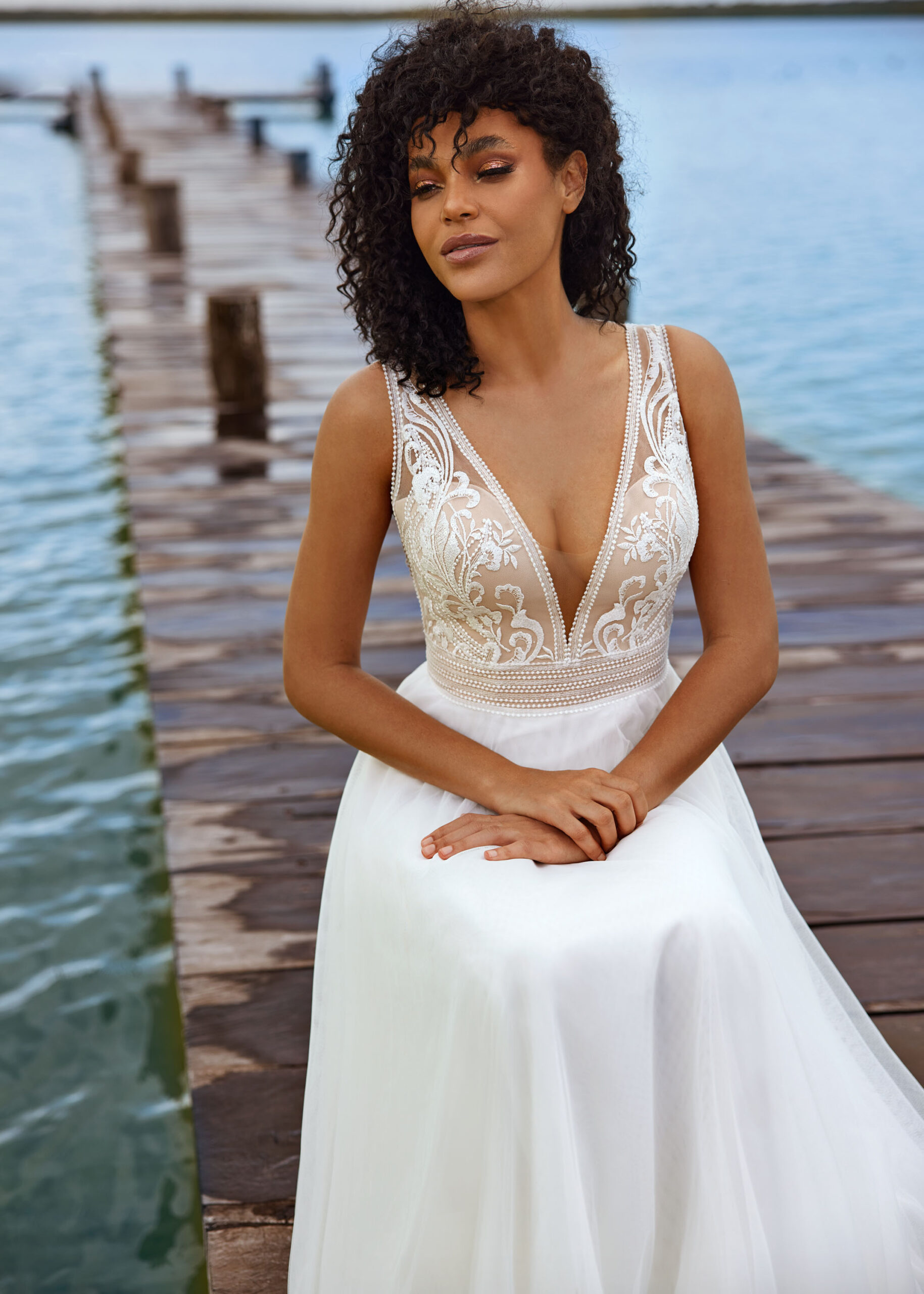 gbs-herve-paris-bridal-tavernay-brautkleid-vintage-collection image 2