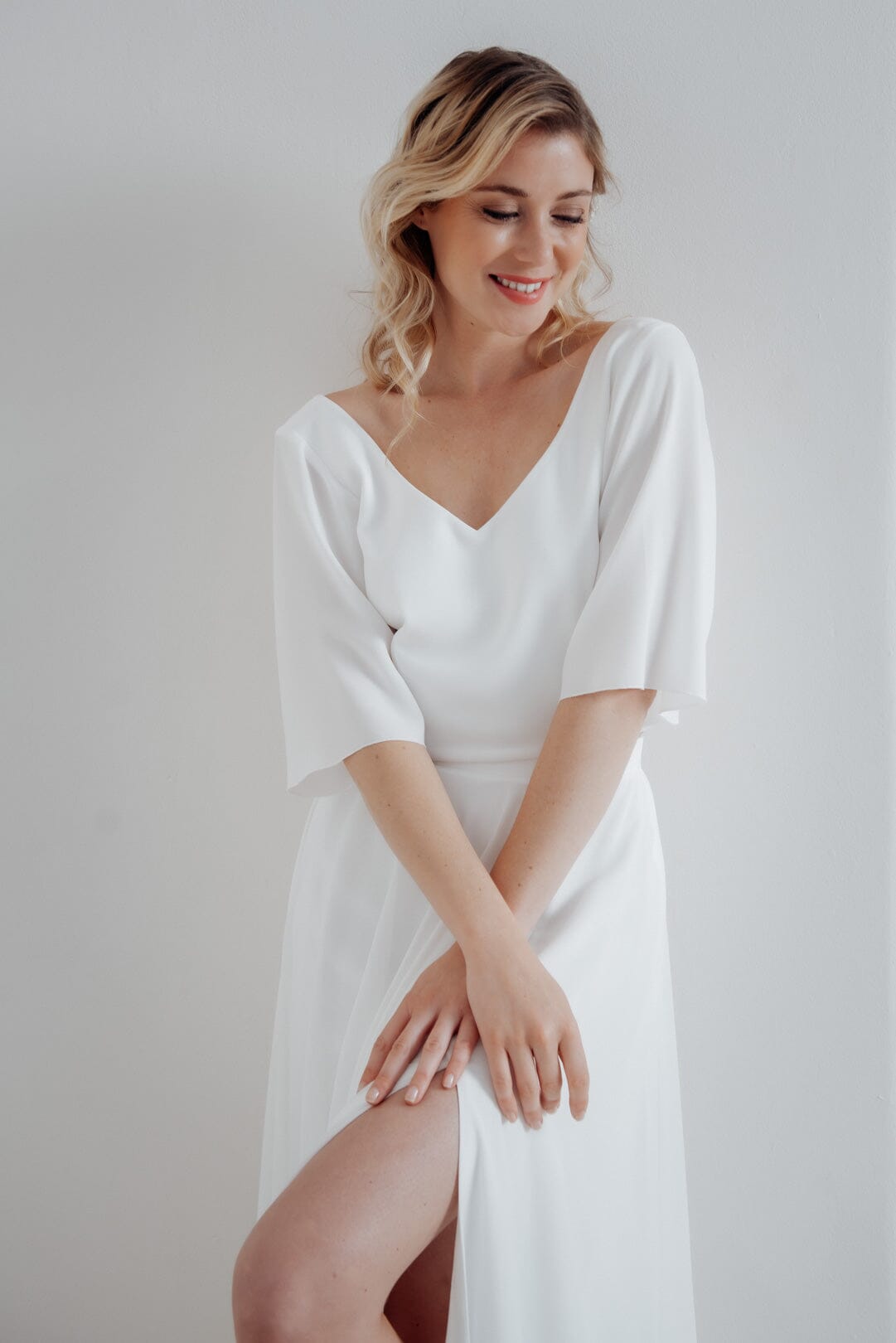 noni-jona-langer-brautrock-mit-beinschlitz-chiffon-in-ivory image 4