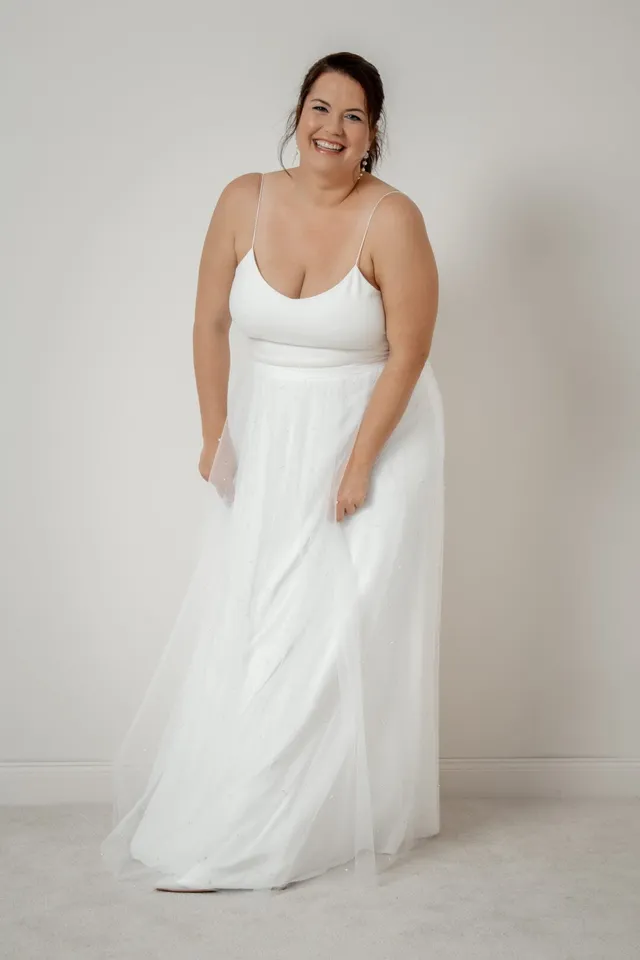 noni-corie-crop-plus-size-braut-top-romanit-jersey-ivory image 1