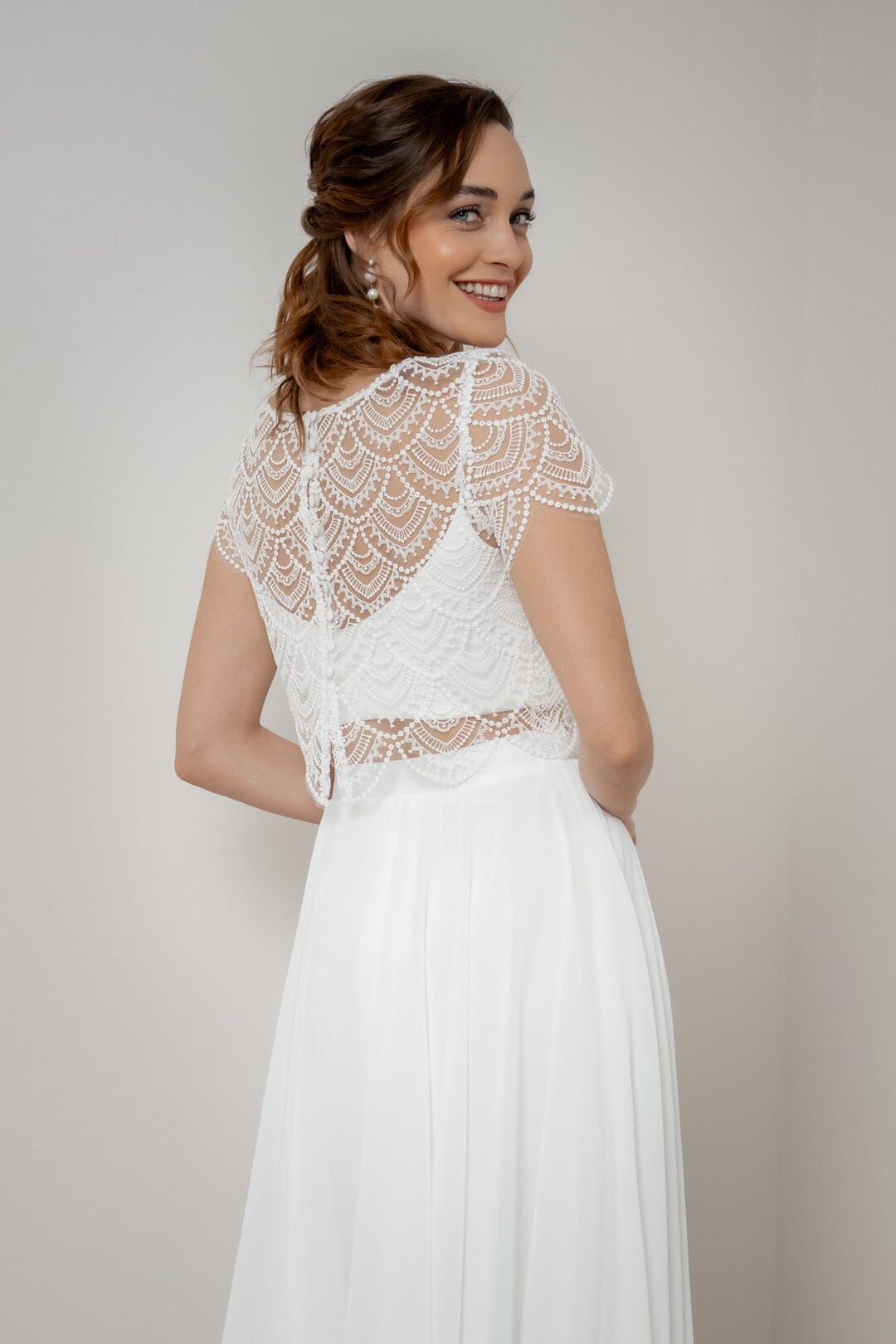 noni-mireya-braut-rock-aus-chiffon-in-midi-l-nge-ivory image 5