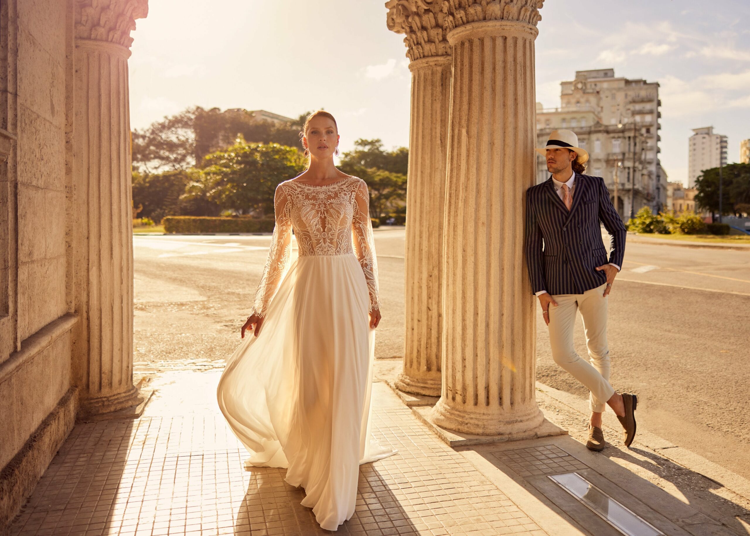 gbs-herve-paris-bridal-leaf-brautkleid-libre-collection image 3