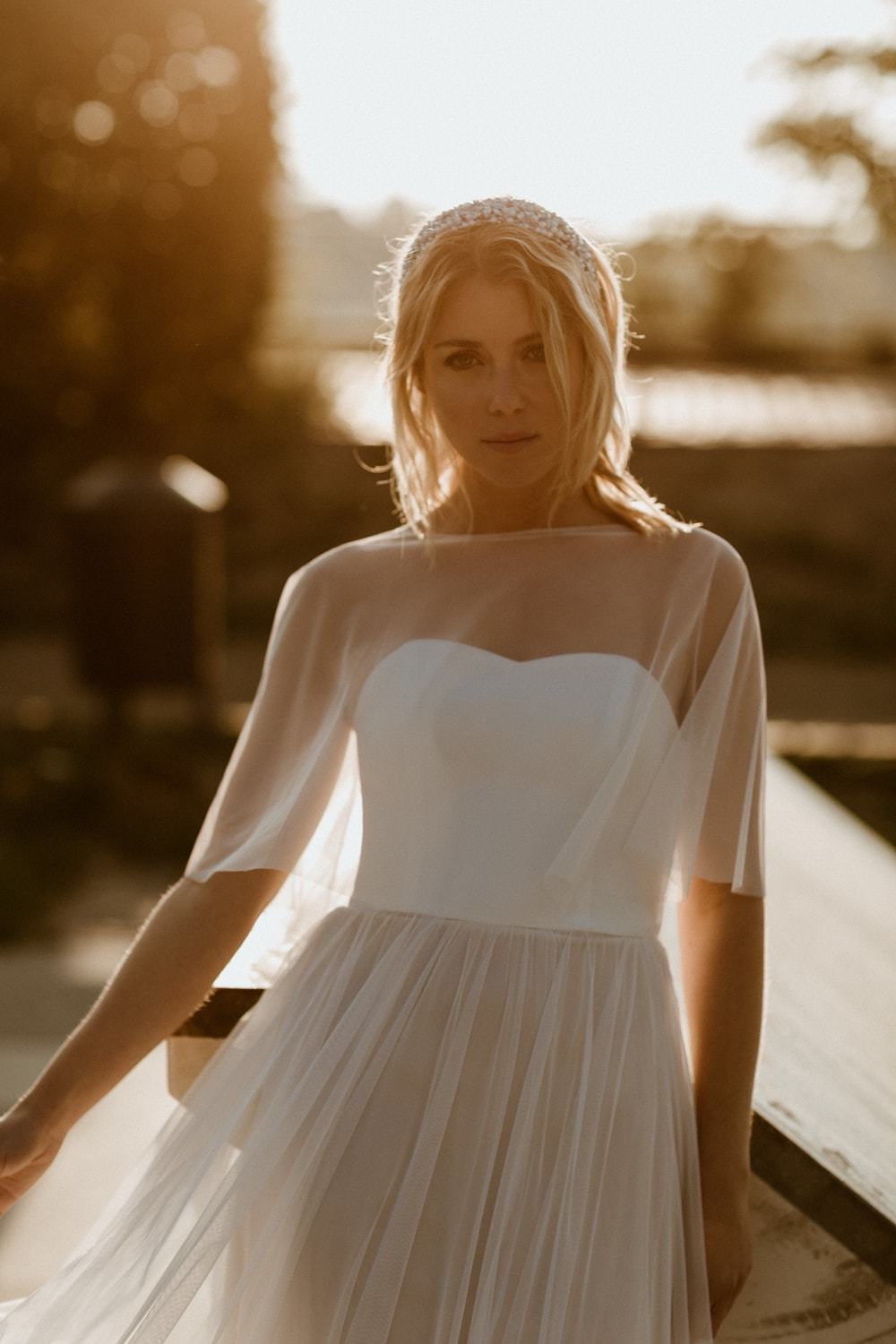 noni-selected-lukida-kurzes-t-ll-cape-in-ivory-wei image 1