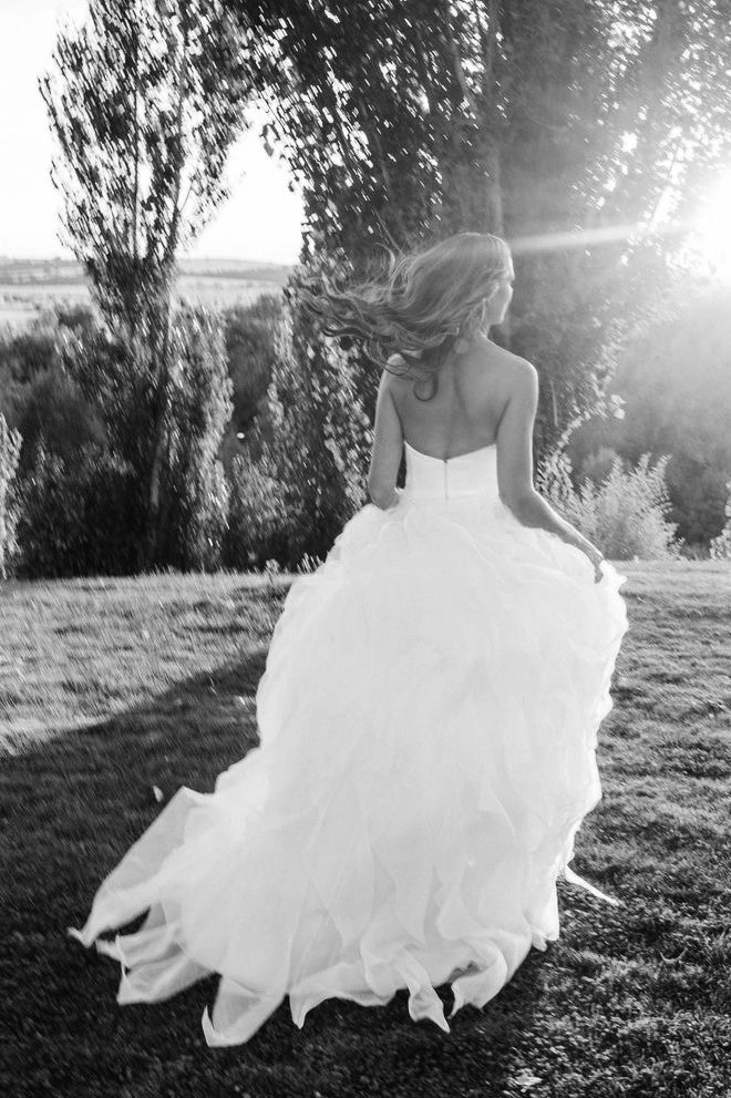 kaviar-gauche-bustier-volant-brautkleid-a-linie image 3