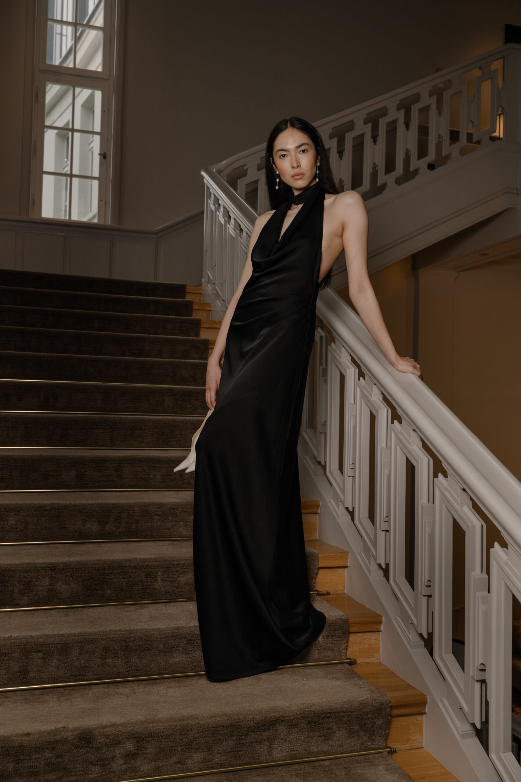 kaviar-gauche-callas-neckholder-dress-schwarz image 2
