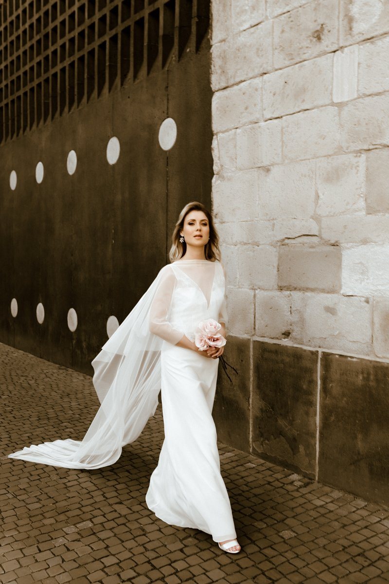 noni-niamh-braut-cape-aus-softt-ll-mit-schleppe-high-low-ivory image 4