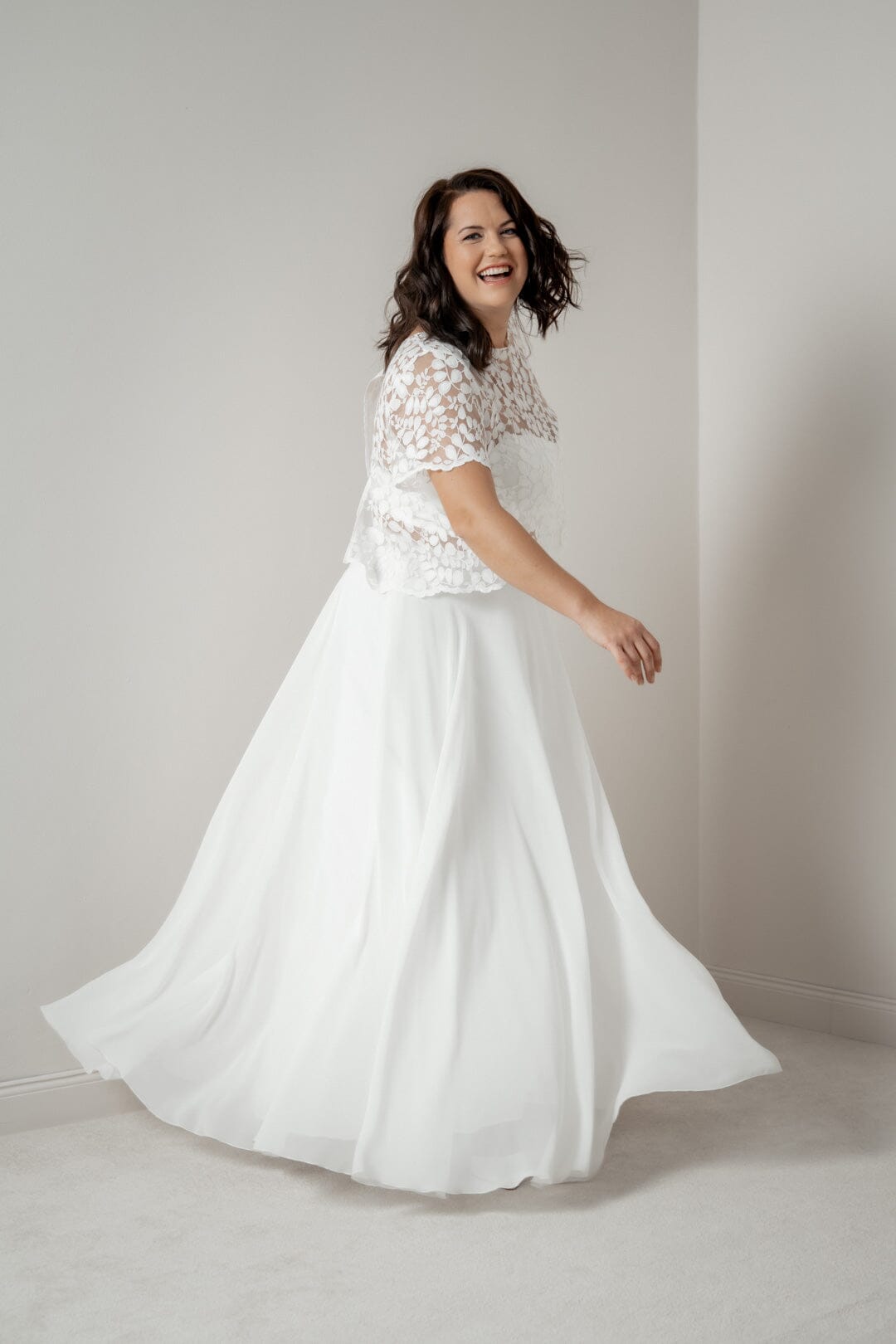 noni-isla-curvy-langer-brautrock-aus-chiffon-maxi-ivory image 5