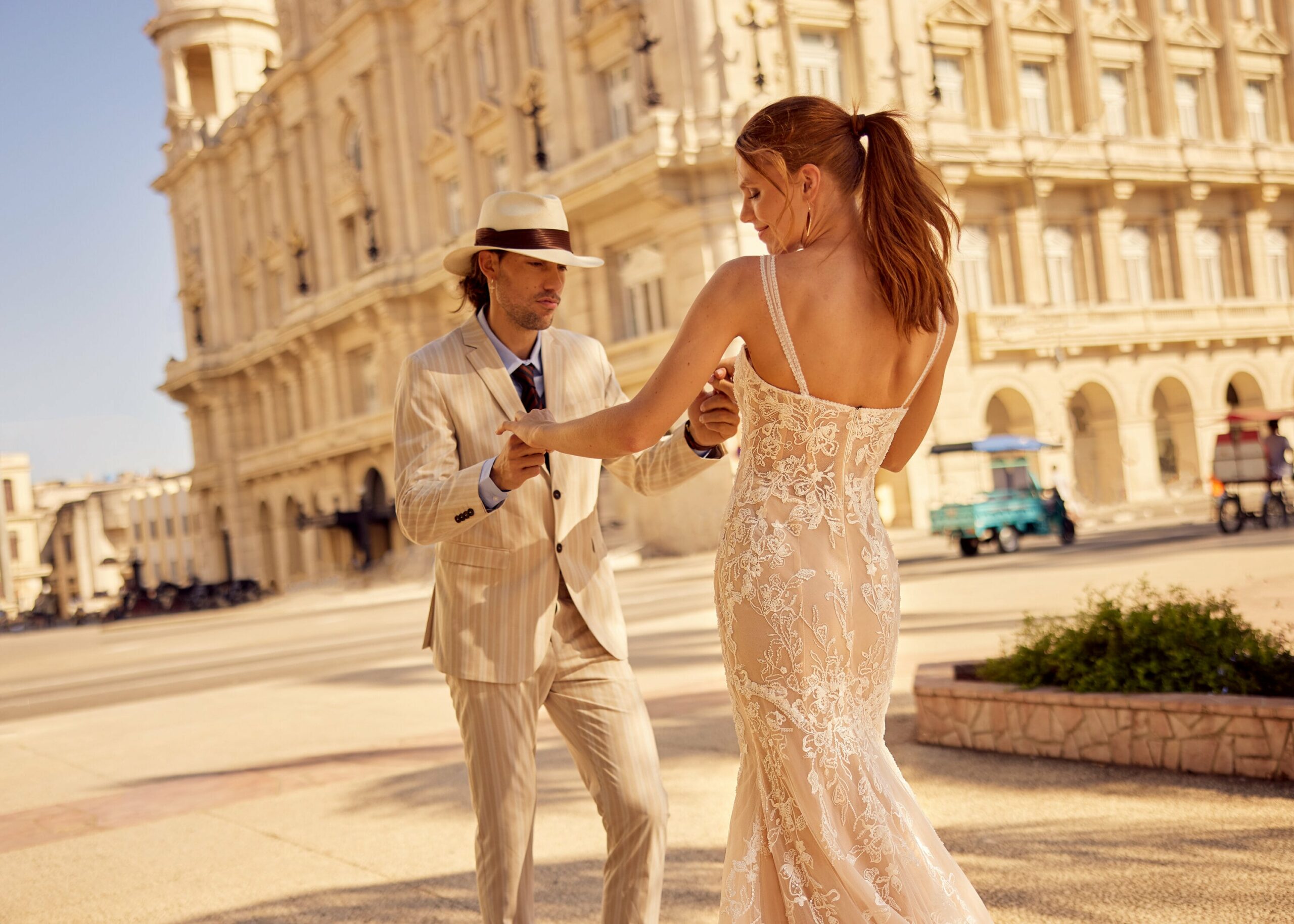 gbs-herve-paris-bridal-lex-brautkleid-libre-collection image 6