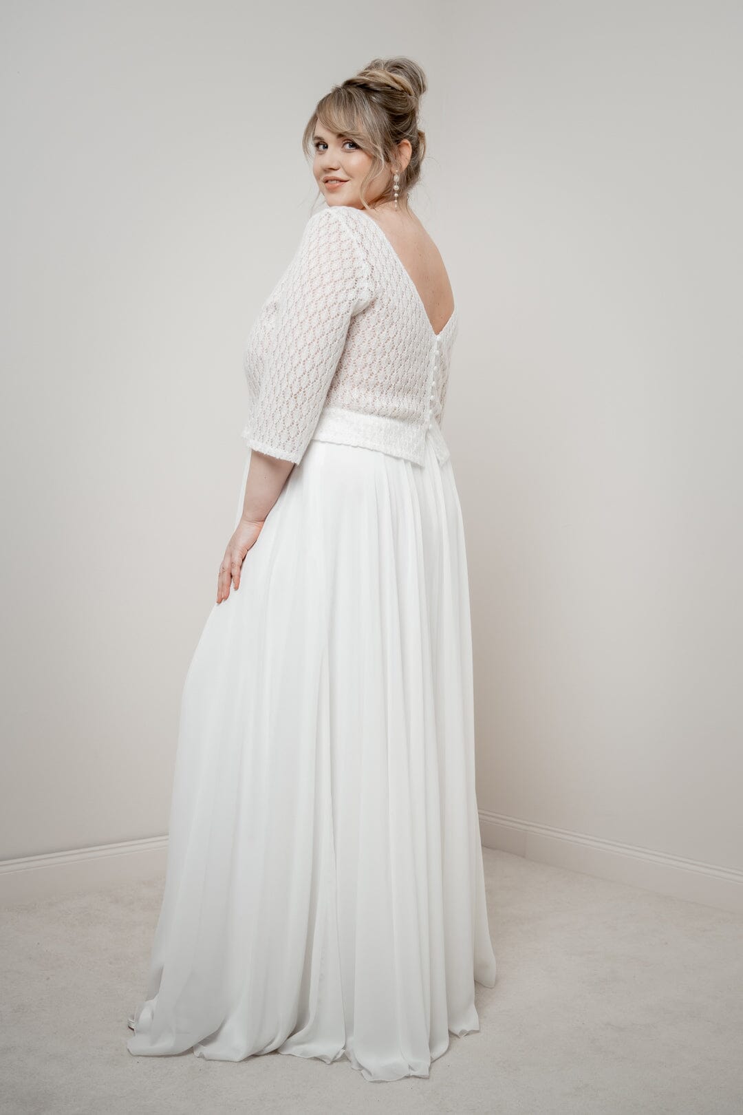 noni-curvy-haldis-gemusterter-braut-pulli-ivory image 7