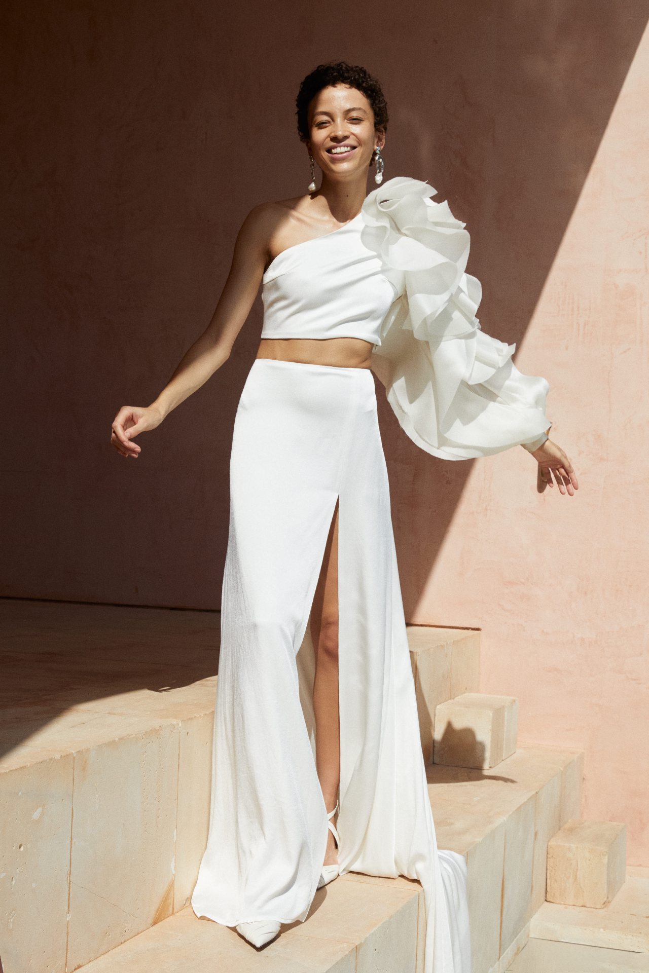kaviar-gauche-talitha-top-asymmetrisches-braut-crop-top-mit-volant image 4