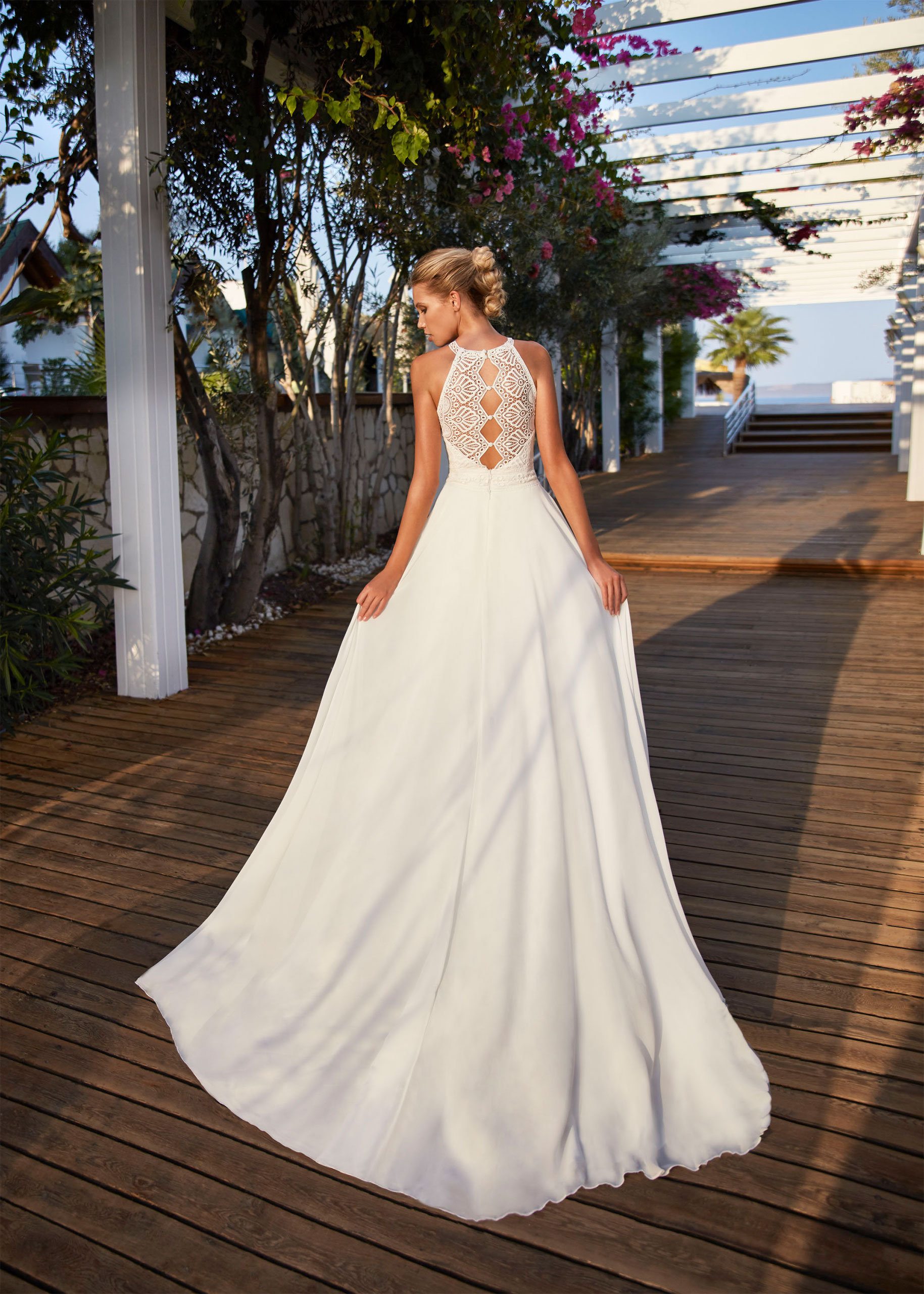 herve-paris-bridal-villars-brautkleid-boho-destination-collection image 2