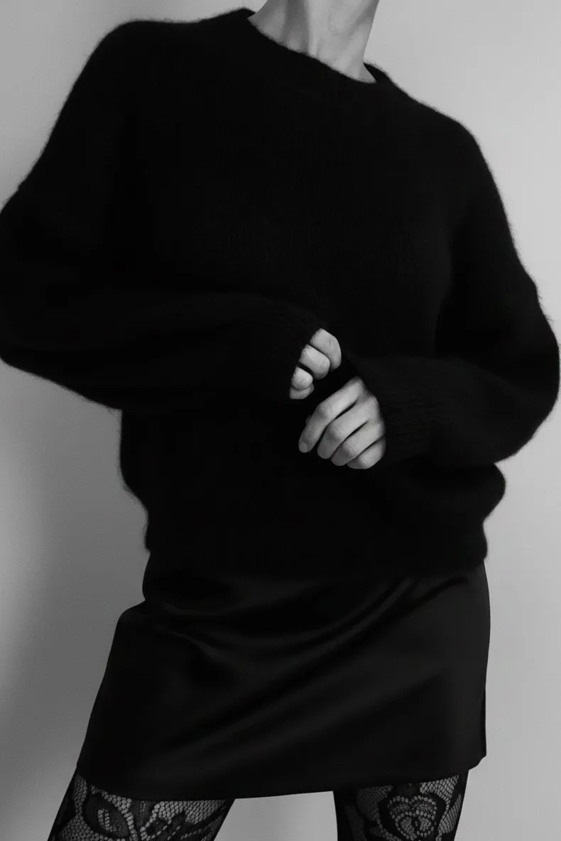 kaviar-gauche-mohair-companion-pullover-schwarz-onesize image 1