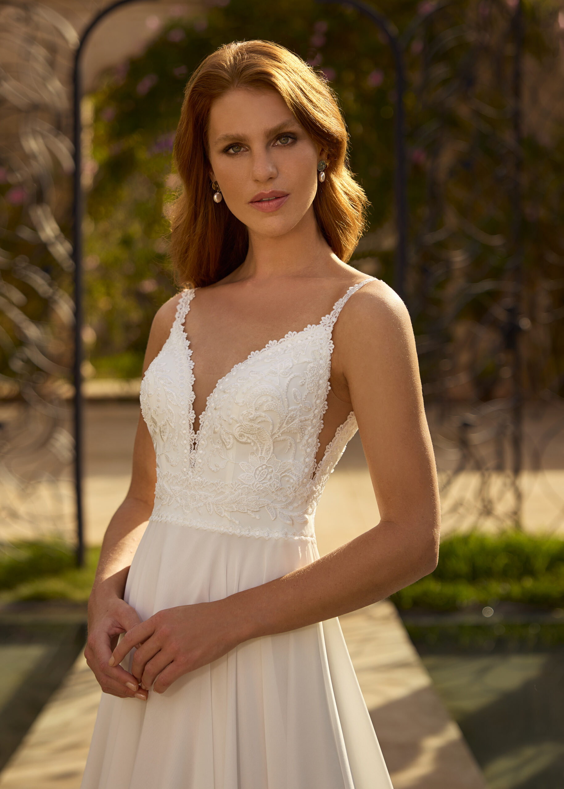 herve-paris-bridal-clara-brautkleid-cherish-love-collection image 5