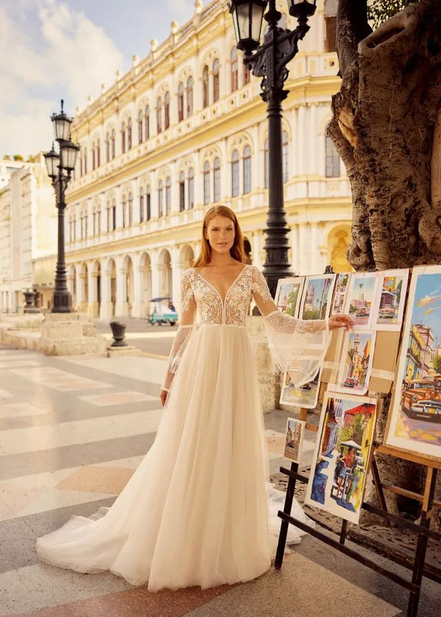 herve-paris-bridal-lola-a-brautkleid-libre-collection image 1