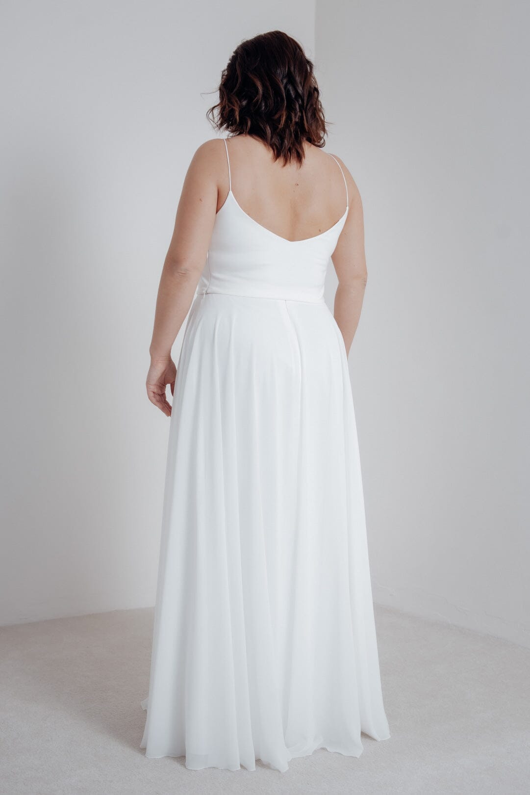 noni-curvy-jona-plus-size-braut-rock-aus-chiffon-in-ivory image 5