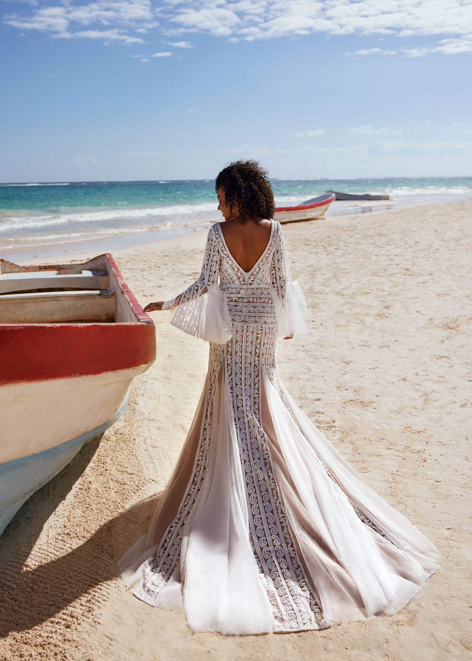 herve-paris-bridal-bona-brautkleid-mystical-collection image 2