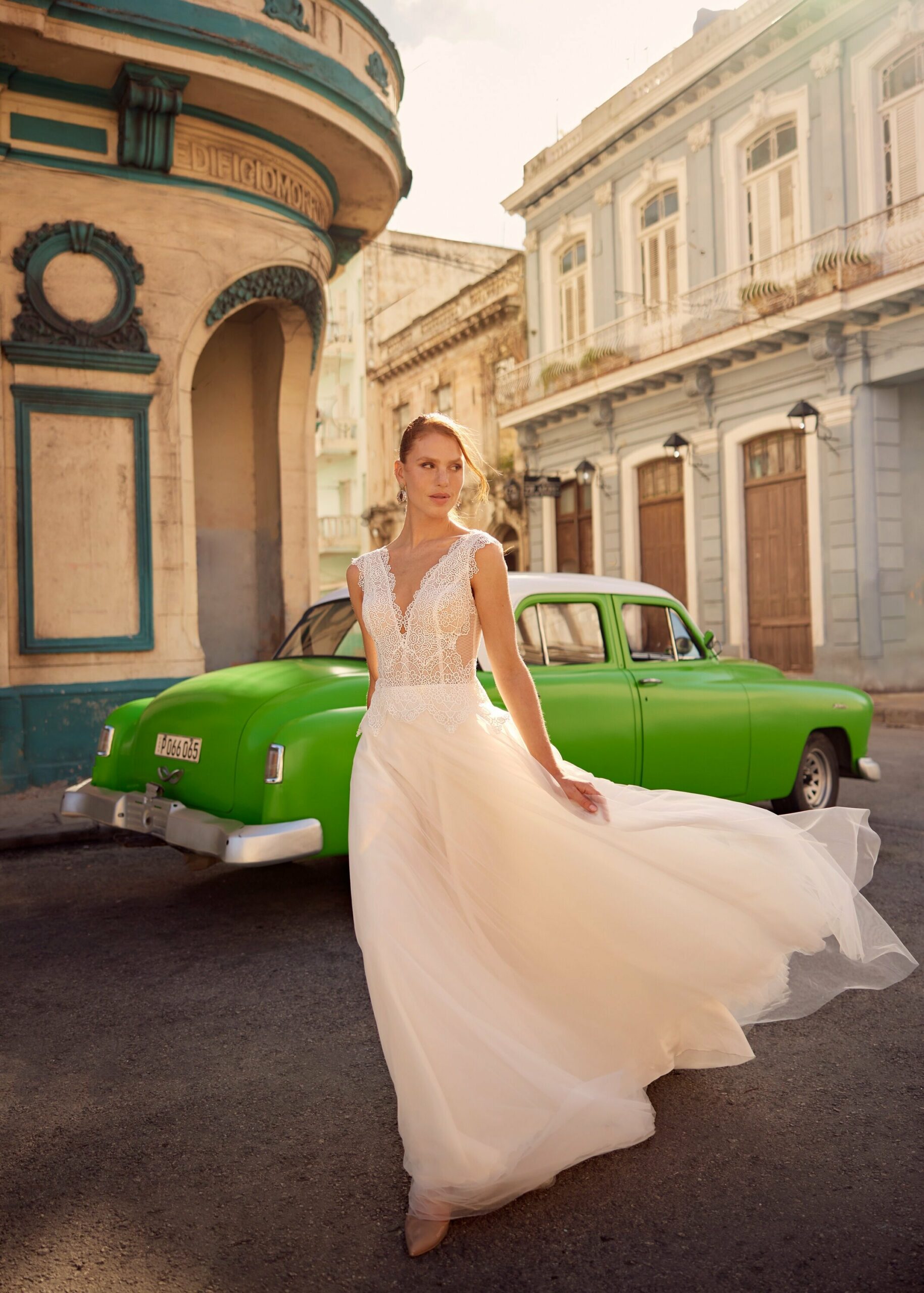gbs-herve-paris-bridal-lyric-brautkleid-libre-collection image 1