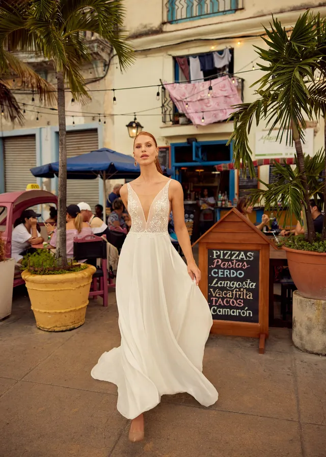 herve-paris-bridal-lior-a-brautkleid-libre-collection image 1