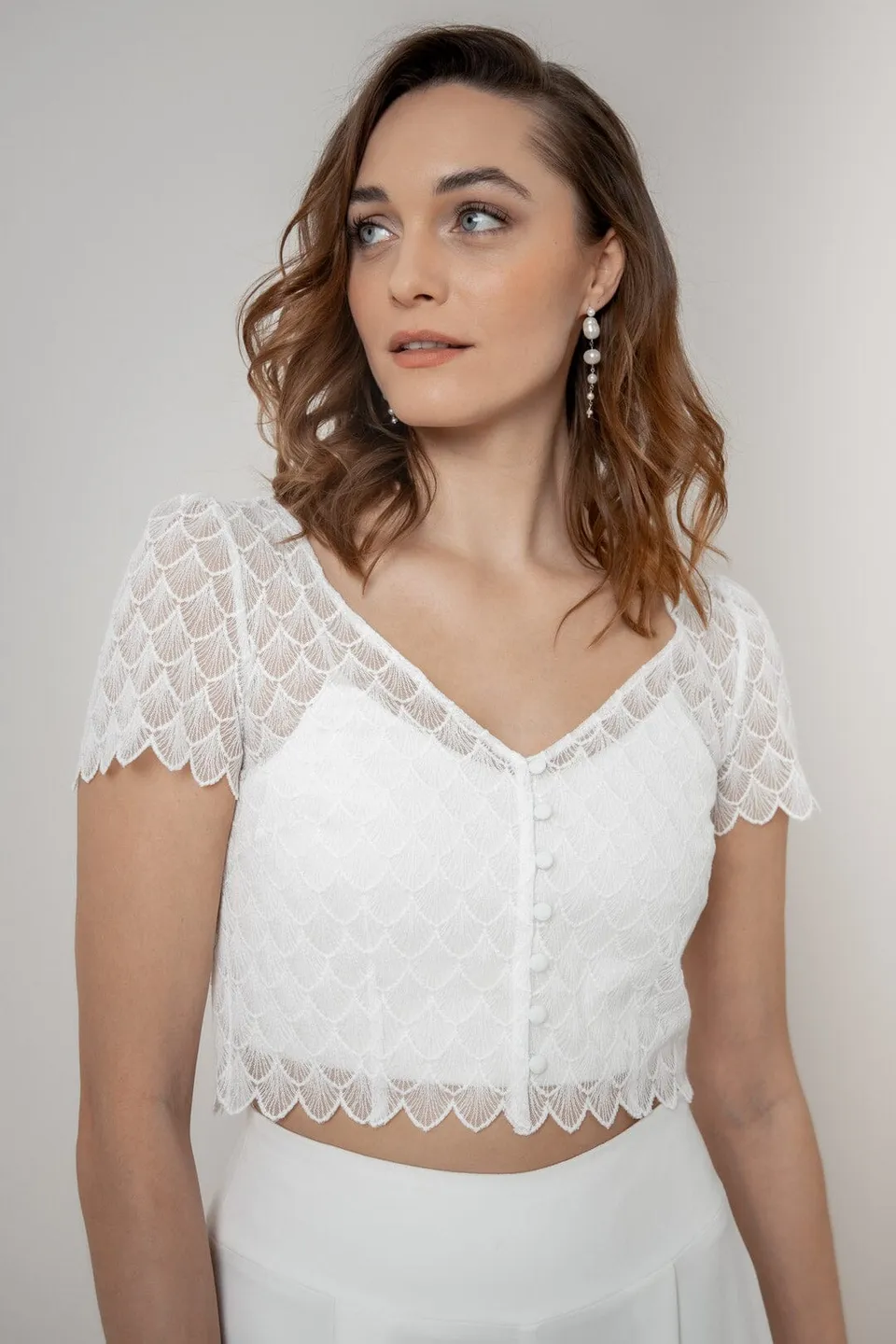 noni-fanie-braut-top-mit-kn-pfen-und-art-d-co-muster image 1