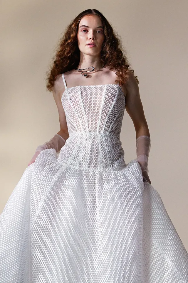 kaviar-gauche-dotty-brautkleid-mit-corset-und-7-8-rock image 1