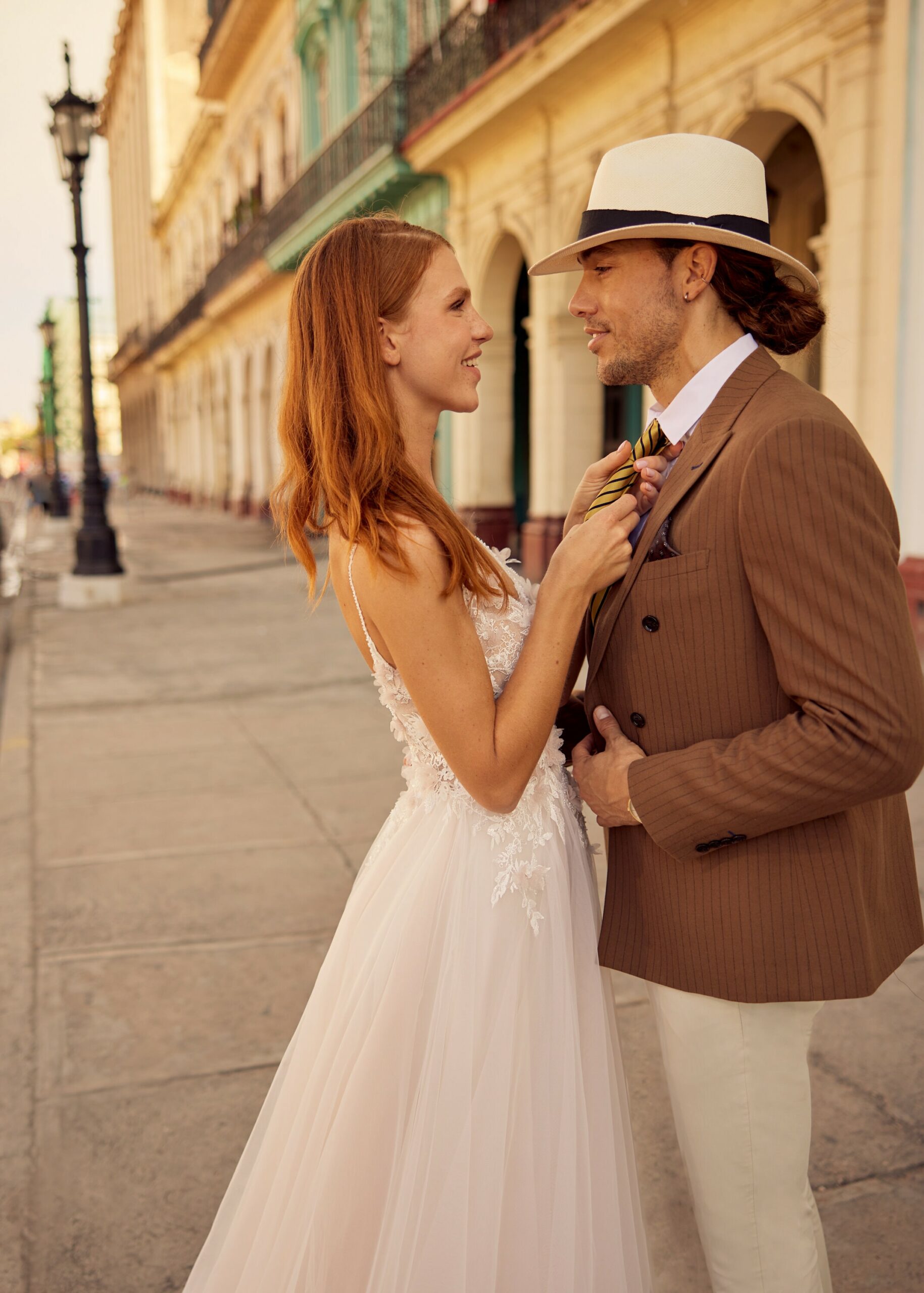 herve-paris-bridal-livia-brautkleid-libre-collection image 5