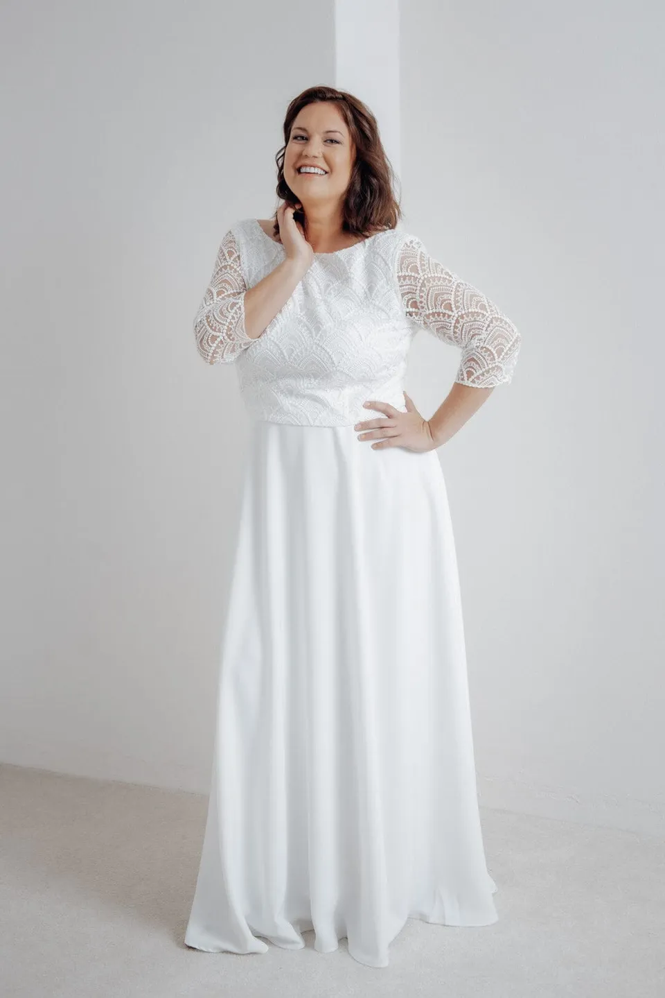noni-selected-mylou-curvy-maxi-rock-in-ivory-aus-cr-pe image 1