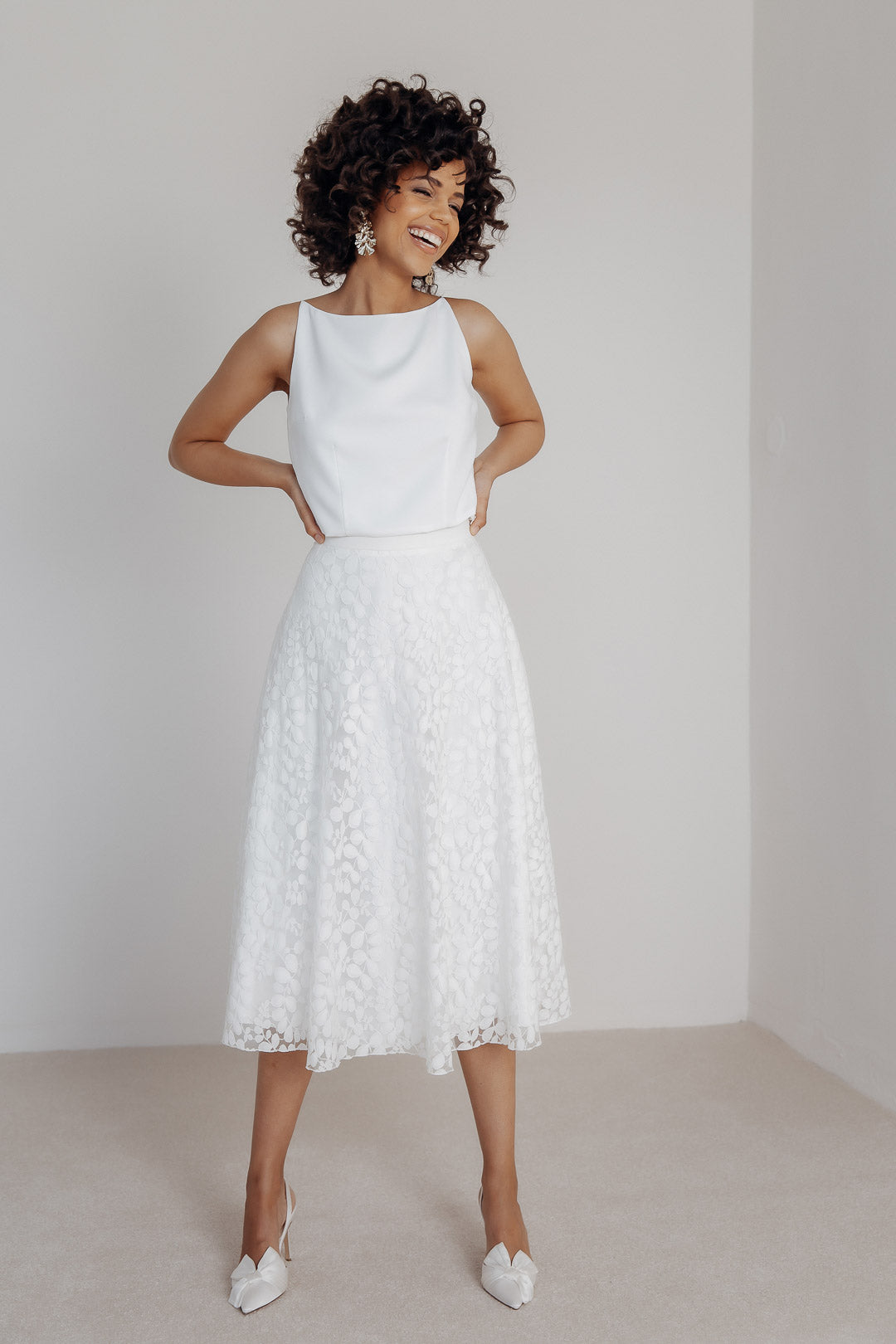 noni-liza-midi-brautrock-aus-botanikspitze-mit-taschen-in-ivory image 6