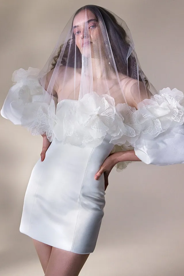kaviar-gauche-grande-fleur-veil-s-zweilagiger-brautschleier image 1