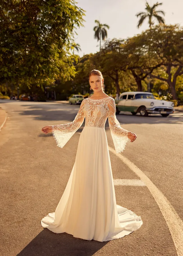 herve-paris-bridal-leaf-brautkleid-libre-collection image 1