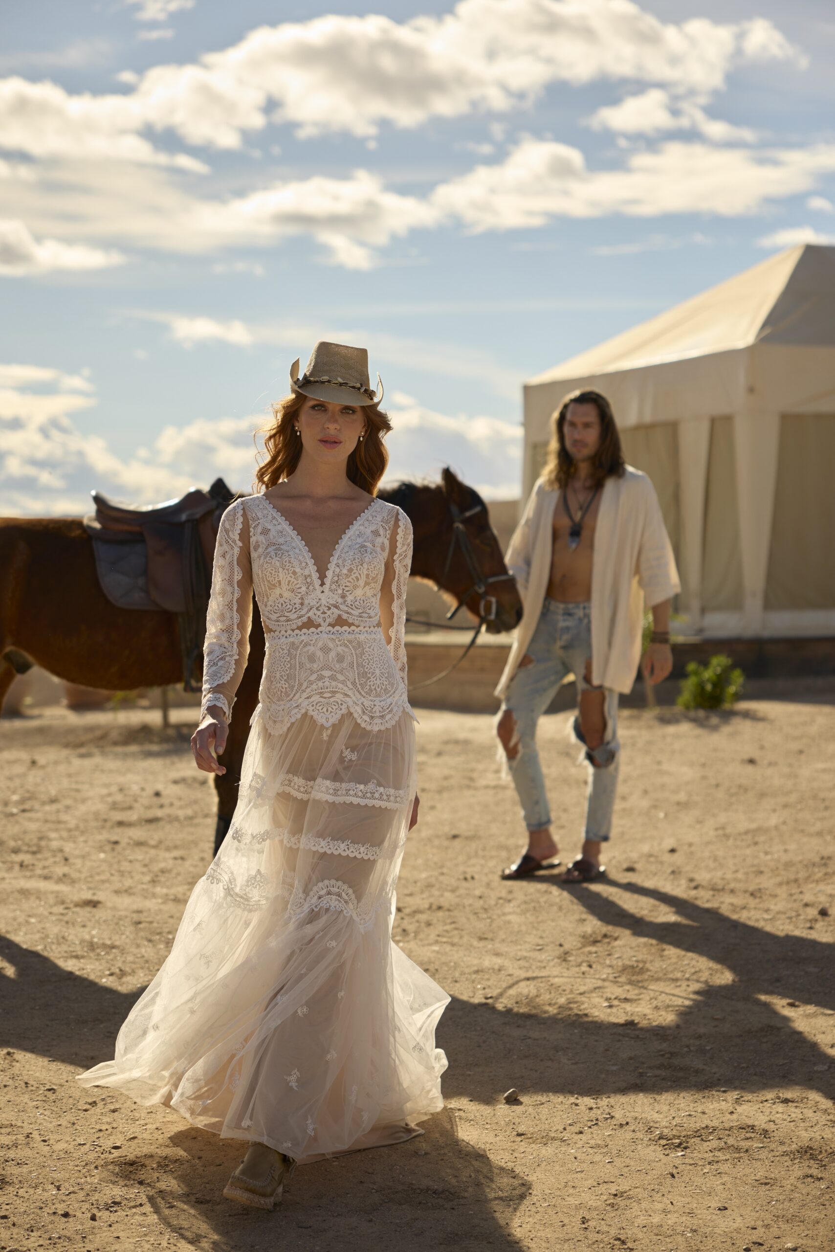 herve-paris-bridal-cooper-brautkleid-cherish-love-collection image 3